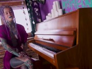 Anuskatzz like to introduce herself ! 7/16