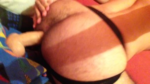me penetro con mi dildo en mi jockstrap