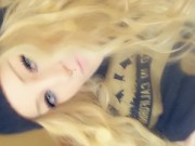Tease - Screenshot 13 of 16 - Big Tits