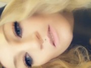 Tease - Screenshot 5 of 16 - MILF