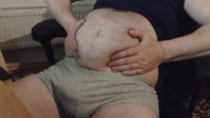 strong pains and bellymovements