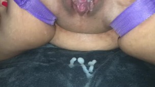 THROBBING CREAMPIE. HUGE LOAD FOR MILF