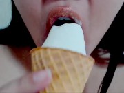 Food Porn Diary: Messy Mouth Ice cream (ASMR)