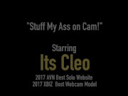 Cammer Its Cleo Vibes Her Clit While Stuffing Her Asshole! 1/16