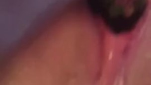 Girl makes herself squirt with vibrator
