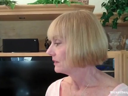 Serious Sex Time With Granny