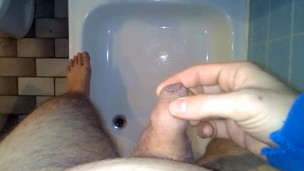 durch die Vorhaut pissen