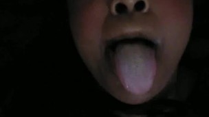 Help me, im horny at home!