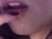 Fingering My Mouth