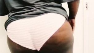Big ass twerking