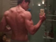 Muscle boy - Screenshot 10 of 16 - HD