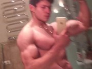Muscle boy - Screenshot 15 of 16 - Muscular