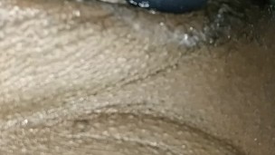 Amateur ebony squirting in bed