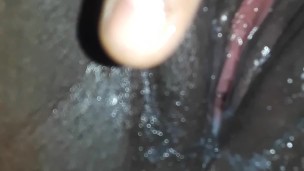 Playing with my juicy pussy