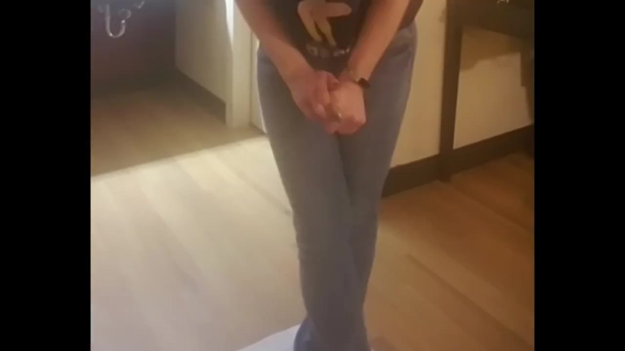 Pee Desperation and Jeans Wetting - Free Sex Video - RedTube