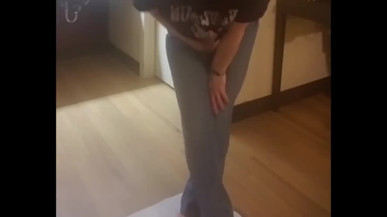 Pee Desperation and Jeans Wetting - Free Sex Video - RedTube