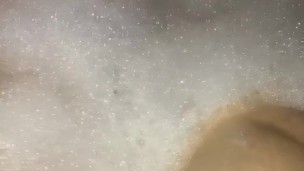 I love bubble baths! ;)