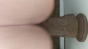 Watch me fuck a BBC Dildo mounted on my wall !!