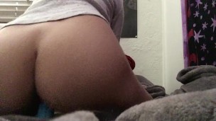 My first vid and dildo