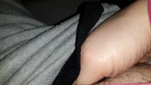 Fast fingerfucking myself in the car while it rains waiting for my next rid