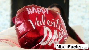 Alison Tyler celees Valentine's Day by masturbating