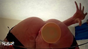 Juicy ass and her anal friend
