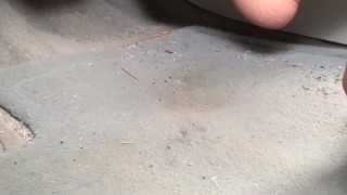 Pedal pumping with sneakers and barefoot