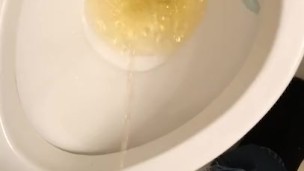 PISSING!