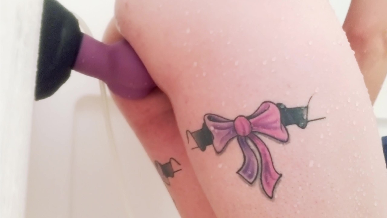 Trans girl getting knotted and creampied by Bad Dragon Rex large - Free Sex Video - RedTube
