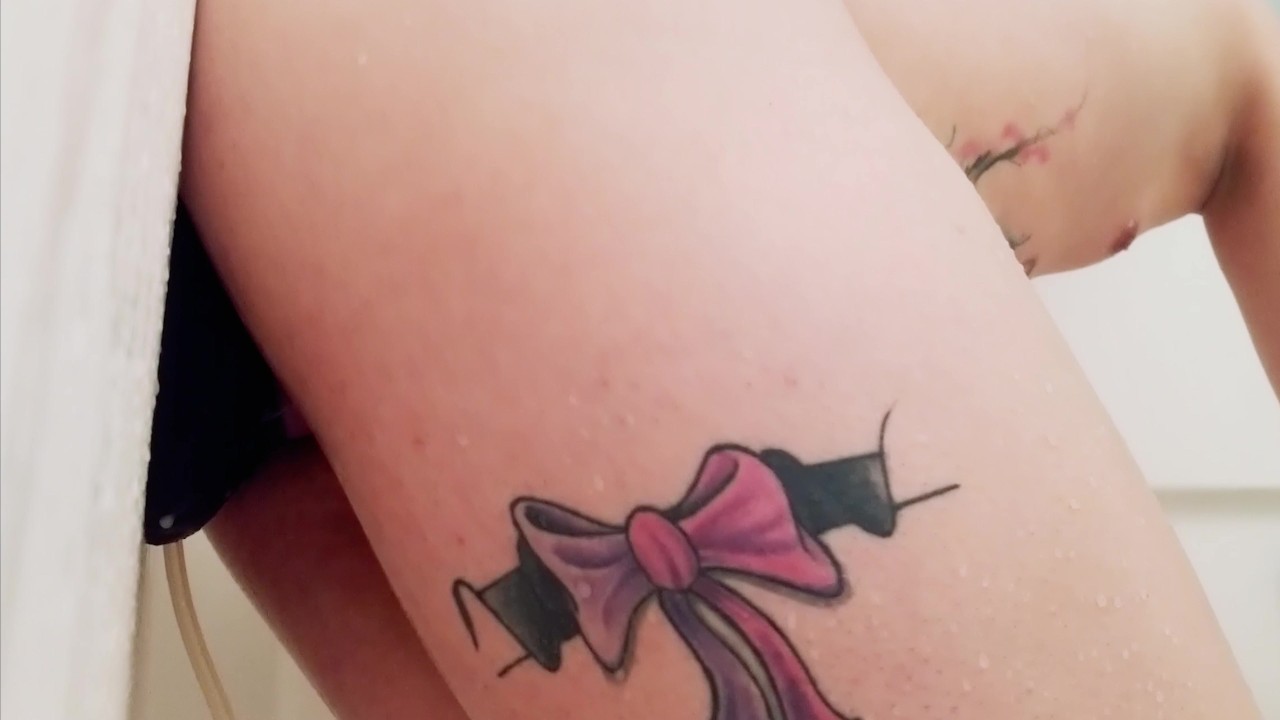 Trans girl getting knotted and creampied by Bad Dragon Rex large - Free Sex Video - RedTube