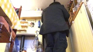 just a crappy walkin clip