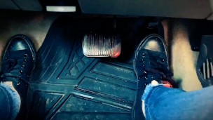 Pedal pumping while masturbating