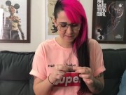 Girl - Screenshot 2 of 16 - Masturbate