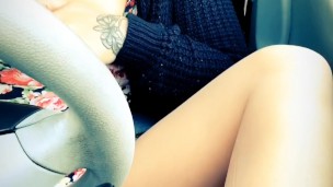 Milf masturbating while driving to work TEASER