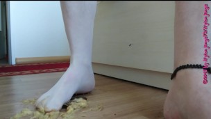 Bananen Crush in Weißer Feinstrumpfhose ** FAN Video 16 **