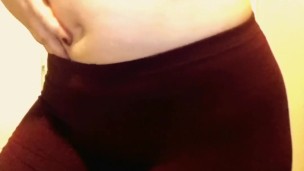 Curvy babe showing her hot body big tits