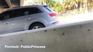 Daytime cum on a sidewalk in Miami (TS PublicPrincess)