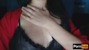 Argentina jugando con sus tetas