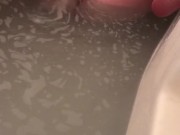 Bath time tease - Screenshot 10 of 16 - Bathtub