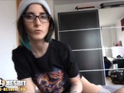 LOU NESBIT-Smoking Handjob 2/16