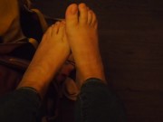 Teen Takes Off Socks And Stretches Her Toes 16/16