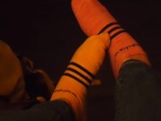 Teen Takes Off Socks And Stretches Her Toes 2/16