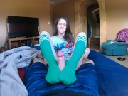 Starting the day with a sexy sock job 15/16