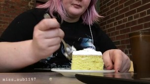eat cake with me in my school's cafeteria