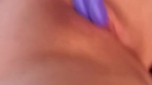 Using a vibrator to squirt