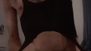 Me gusta follarme vestido con ropa intima de mujer