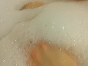 Bubbles - Screenshot 3 of 16 - Taking Bath