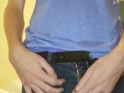 Dick flexing - Screenshot 2 of 16 - Dick