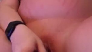Wife makes herself cum and squirt big toy