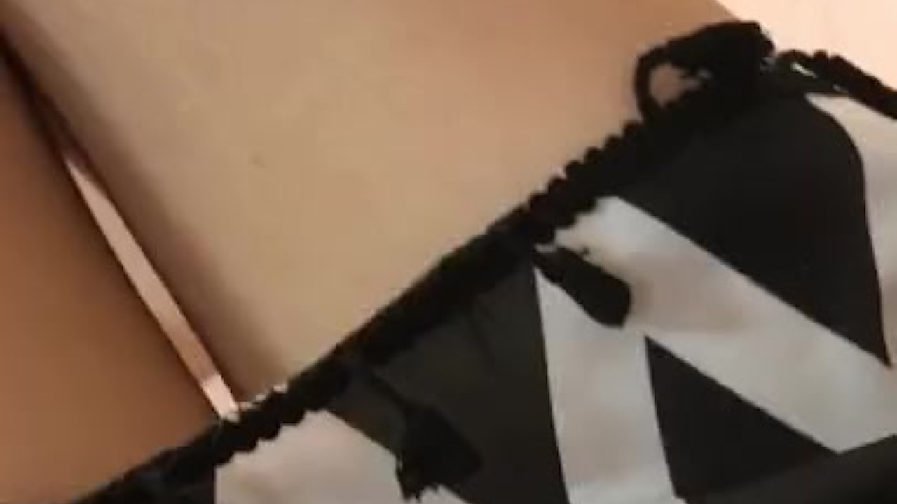 Shy stepSister REFUSES to Show Me Her Pussy But I Rub Her and She Cums Hard - 無料セックスビデオ - RedTube